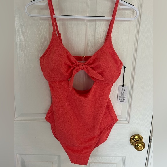 🔵 Womens Crepe Bralette Tie-Front One Piece Swimsuit - Shade & Shore NWT sz MED - Picture 7 of 14